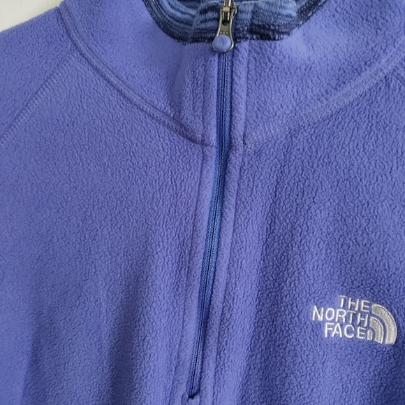 The North Face women’s purple fleece quarter zip size small - Picture 3 of 7